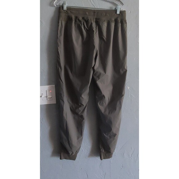 zyia active joggers Pants Women's Size XL, 32 Inch Waist, Green Olive Color. - Picture 4 of 8